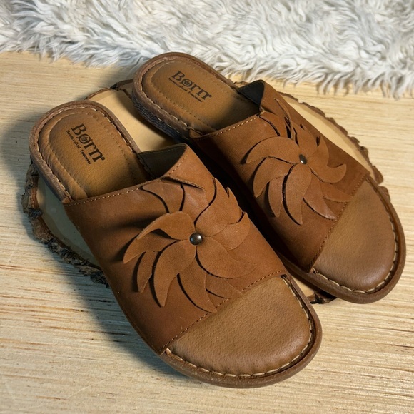 Born Shoes - BORN tan maple leaf Monica Cutout Floral Leather Slide On Sandals Size 8